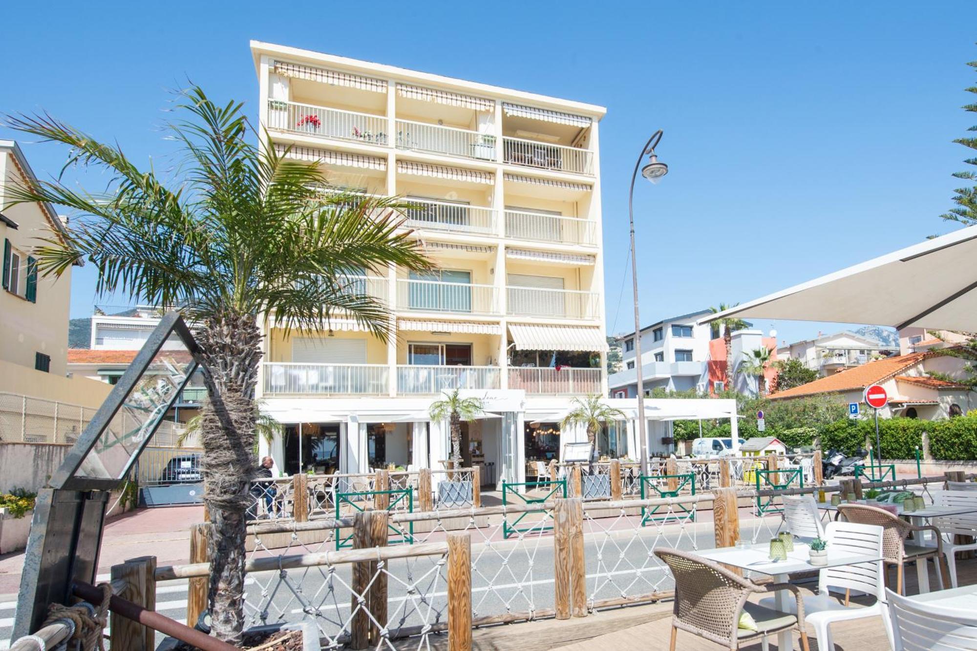 Roquebrune Plage - Terrace Splendid Sea View - BW Exterior photo